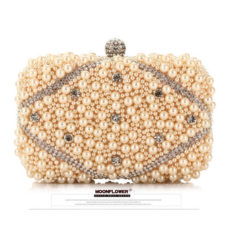 Luxury Crystals Beaded Pearl E - огляд і ціна Luxury Bags White