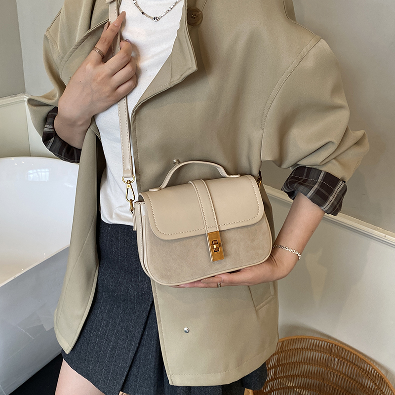 Branded Mini Square Flap Cross - огляд і ціна Luxury Bags Consignment