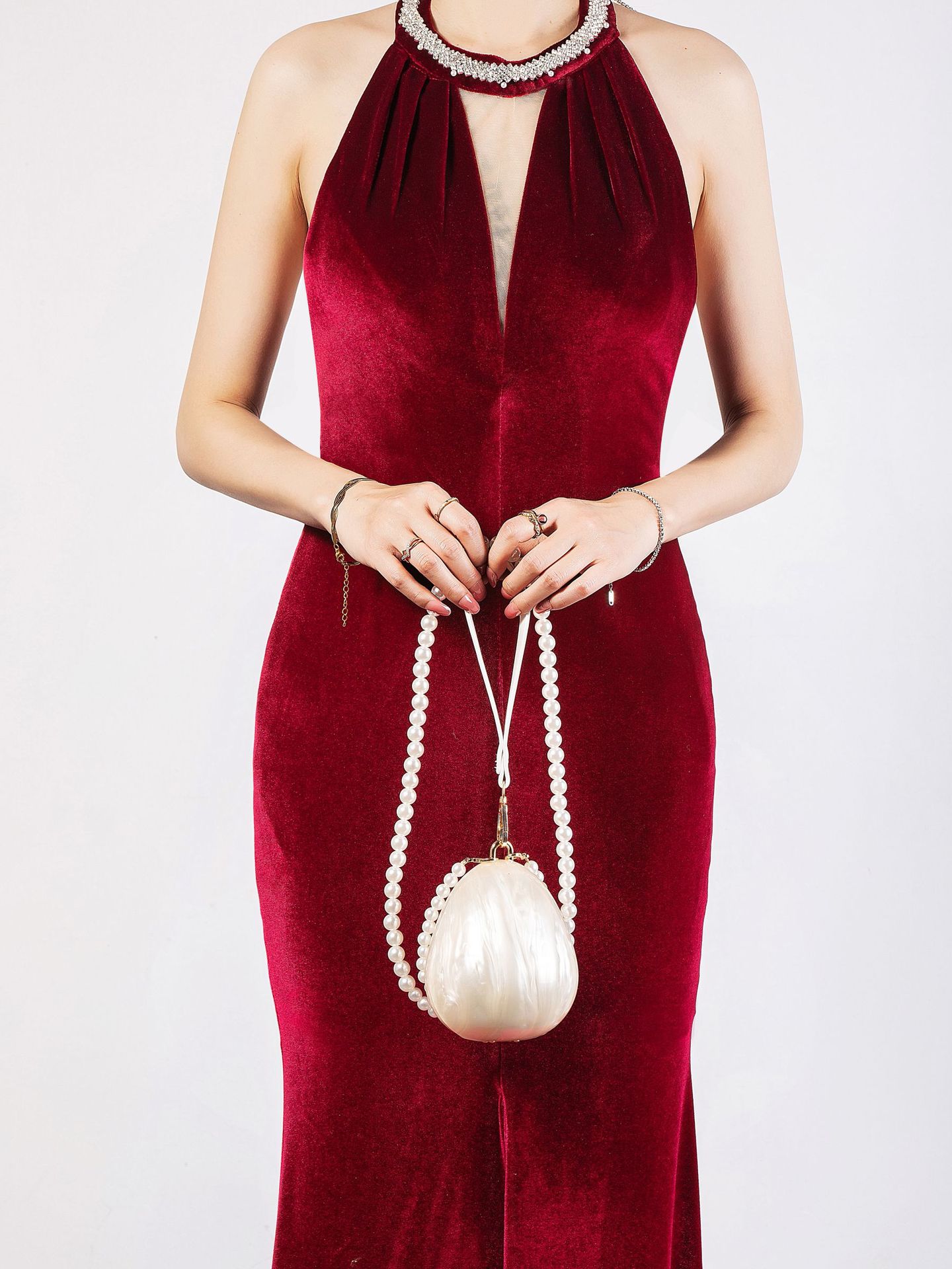 Luxury White Heart Cake Clutch - огляд і ціна Luxury Bags White