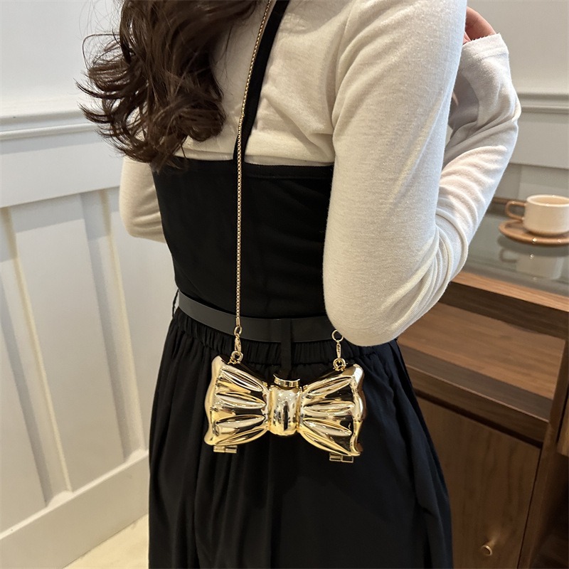 Luxury Fashion Metal Mini Hand - огляд і ціна Luxury Bags Collection
