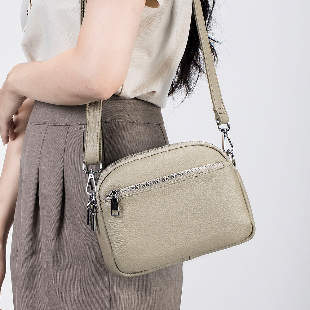 Genuine Leather Versatile Shou - огляд і ціна Luxury Bags Consignment